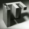 E (1992 - 1993) – wood, 30 x 30 x 20 cm (photo: Jan Paul)
